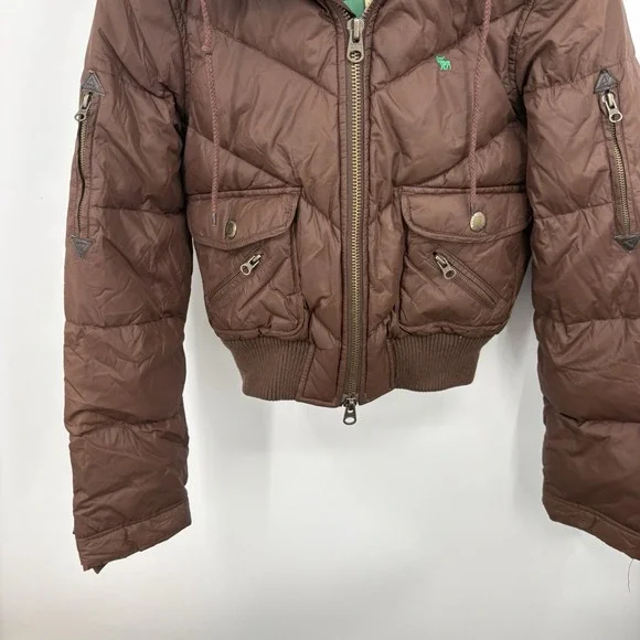Vintage Abercrombie & Fitch Puffer Jacket Medium Down Cropped Faux Fur Hood Y2K